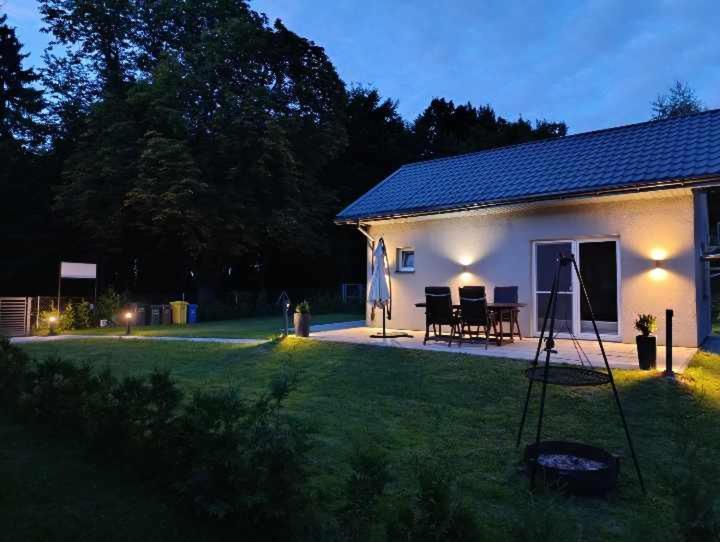 Dom Wypoczynkowy Pod Kasztanem 1 Nad Jeziorem Wartkowo Extérieur photo